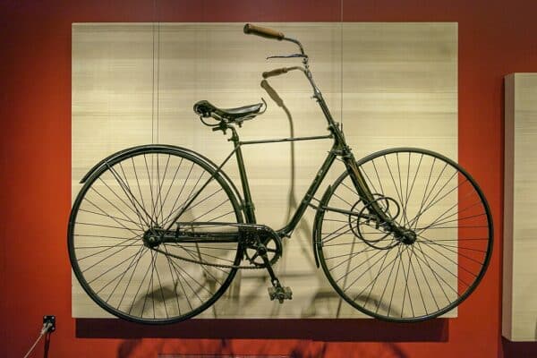 bicicleta de segurança no museu